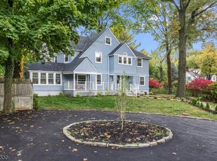 403 Lawn Ridge Rd, Orange, NJ 07050