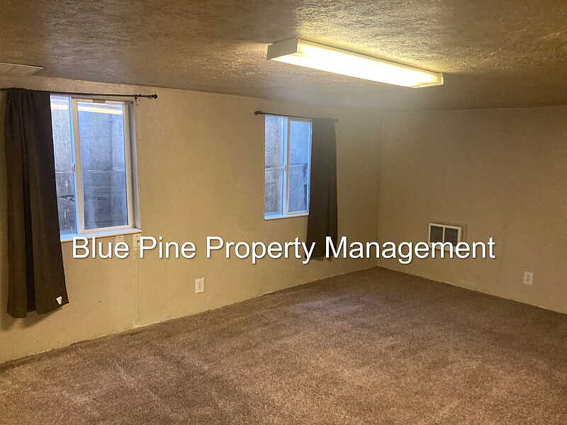 2nd image of 440 Walnut St Unit 7