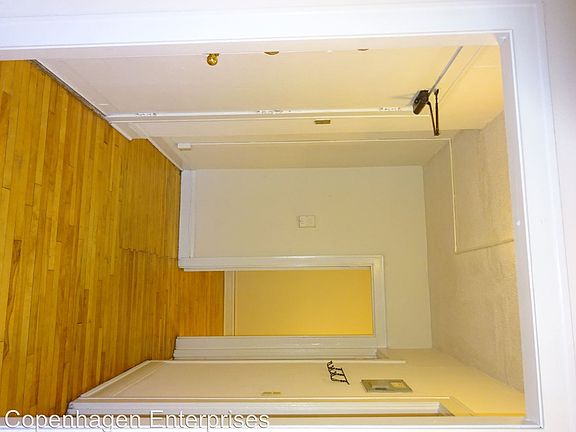 4th image of 507 E 14th St APT 10