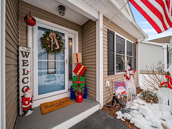 3rd image of 26 Sagewood Drive #26
