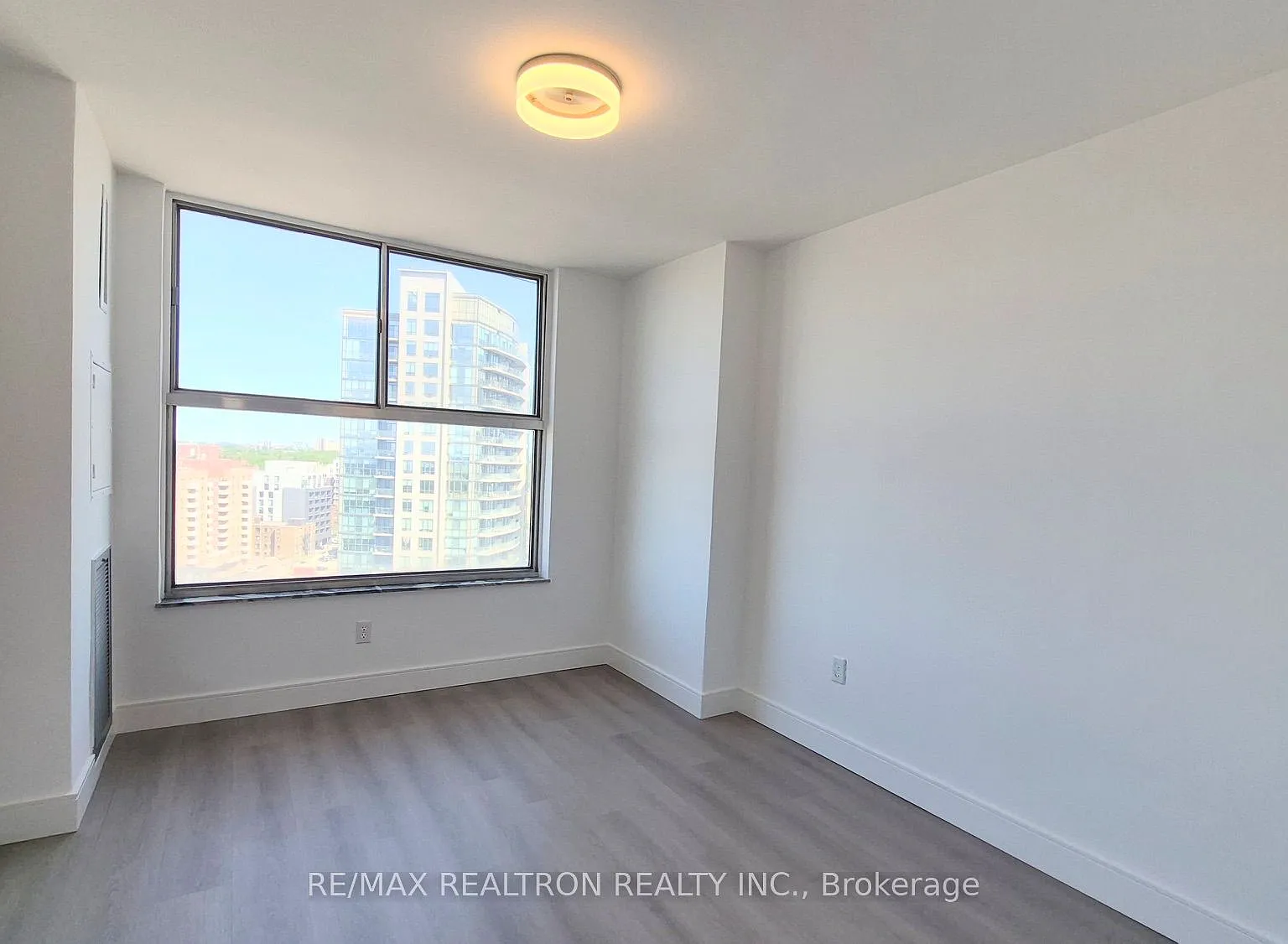 2 bed, $2,850 — Photo 2