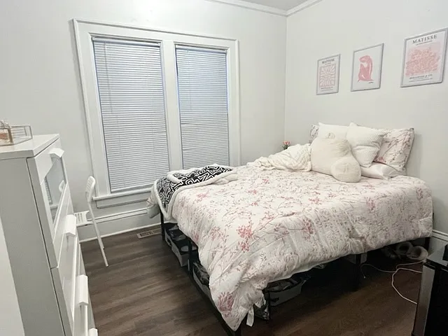 104 E Dayton St — Photo 3