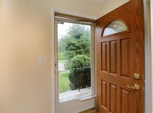 40-16 Windsor Rd, Fair Lawn, NJ 07410