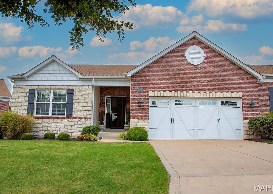 1st image of 149 Amiot Ct