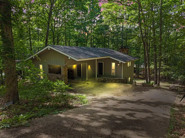 16 Leganes Ln, Hot Springs, AR 71909