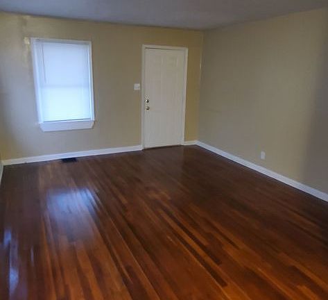 2nd image of 2032 N Bolton Ave