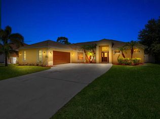 1272 SW Ermine Ave, Port Saint Lucie, FL 34953