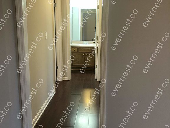 5th image of 2533 Hillingdon Dr