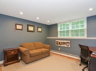 45 Jacqueline Rd APT 2, Waltham, MA 02452