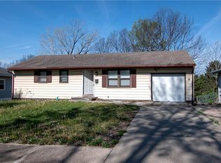 13112 Winchester Ave, Grandview, MO 64030