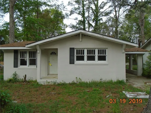 312 8th St SW, Moultrie, GA 31768