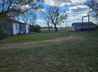 213 Iowa Ave, Halma, MN 56729