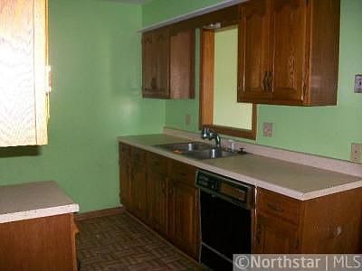4th image of 4421 Jackson St NE