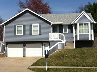 500 Sharon Dr, Liberty, MO 64068
