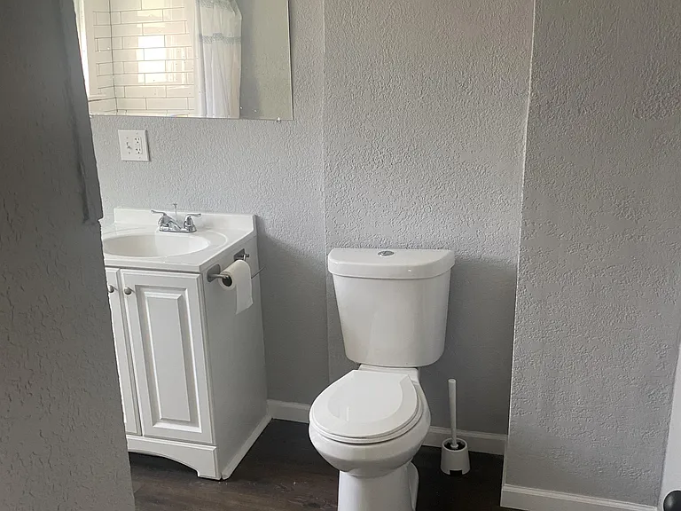 Upstairs Bathroom