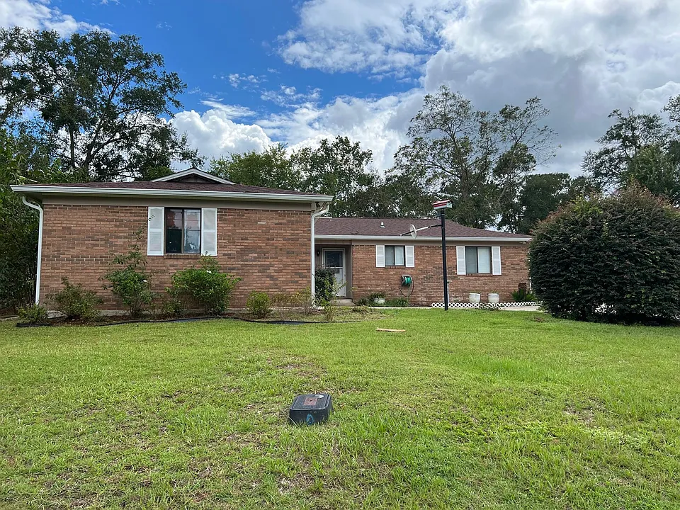 3011 Whirlaway Trl