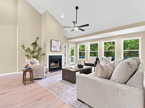 1228 Brenner Dr, Nashville, TN 37221