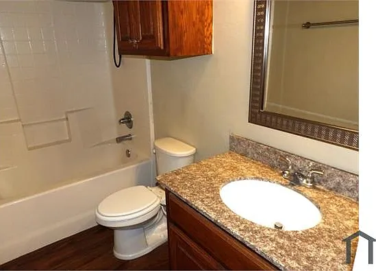 2 bed, 800 sqft, $850 — Photo 3