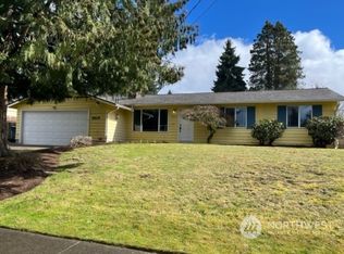 5828 155th Ave NE, Redmond, WA 98052