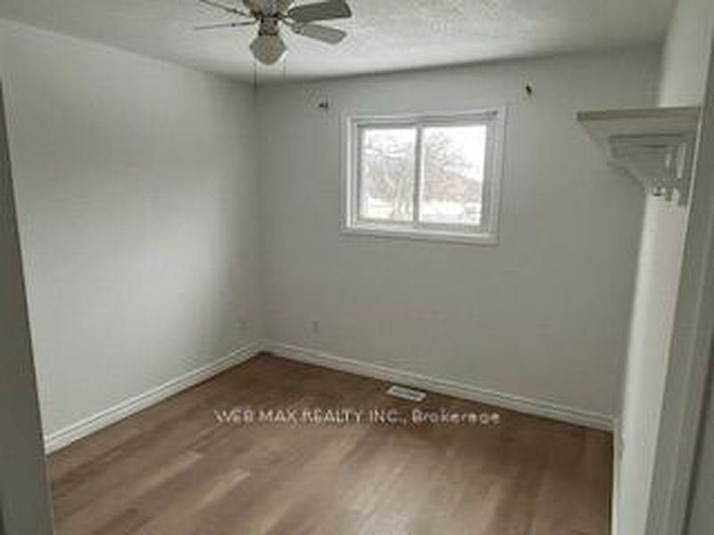 Peterborough House for rent - 5 Bedrooms — photo 9