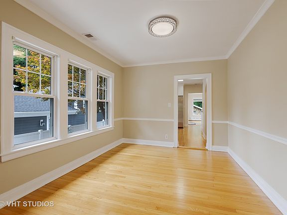 5th image of 1532 Walters Ave