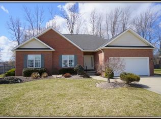 7070 Marigold Dr, North Tonawanda, NY 14120