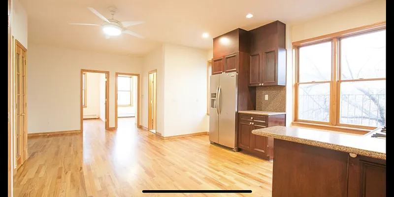 Rented by Owner | media 12