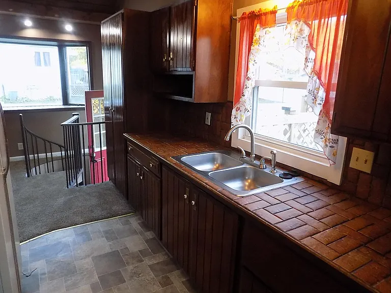 1060 Annapolis Ave — Photo 20