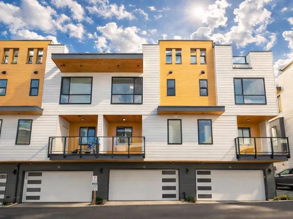 16511 Watson Dr #13, Surrey, BC V4N 6T7