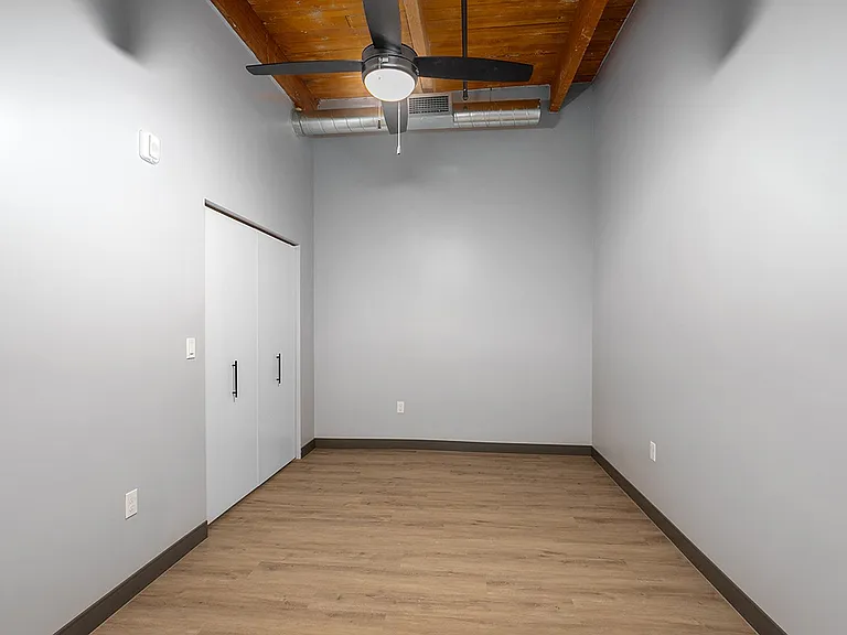 Box Board Lofts — Photo 40