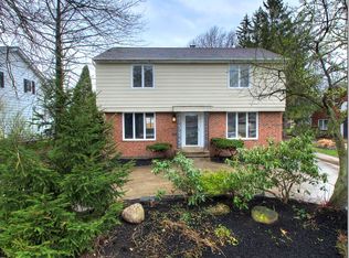 2662 Green Rd, Cleveland, OH 44122