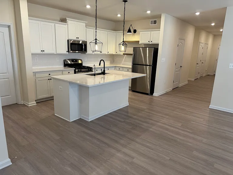 84 Pontoon Dr — Photo 12