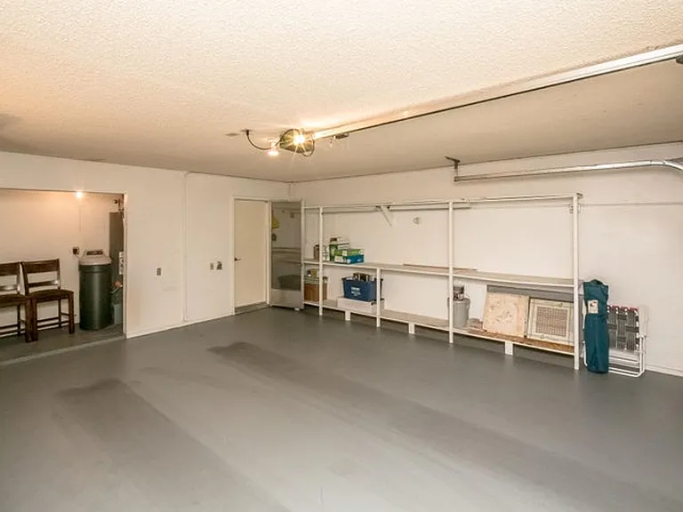 362 Jones Dr — Photo 32