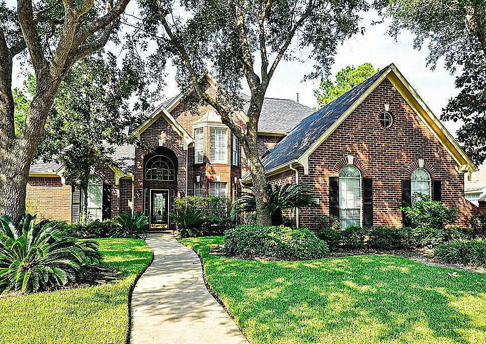 1st image of 24206 Bay Hill Blvd