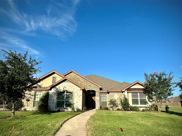 223 Nocona Dr, Waxahachie, TX 75165