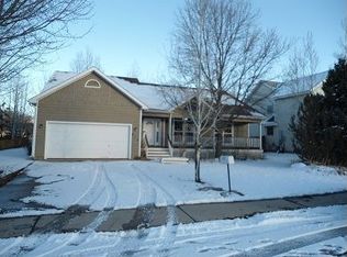 612 Surrey Rd, Carbondale, CO 81623