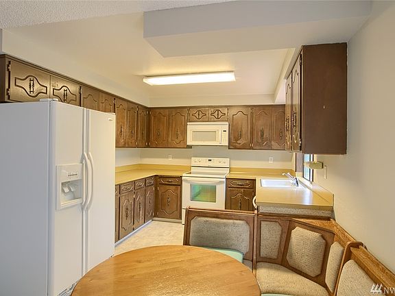 5th image of 11915 58th Ave SW