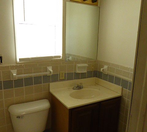 2nd image of 1202 Vine St