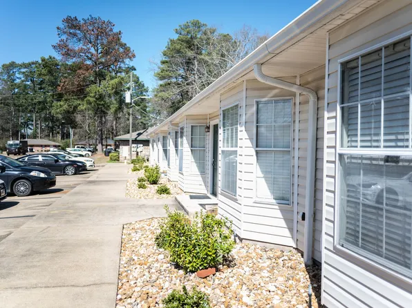 2br 2.5 bath with washer/dryer