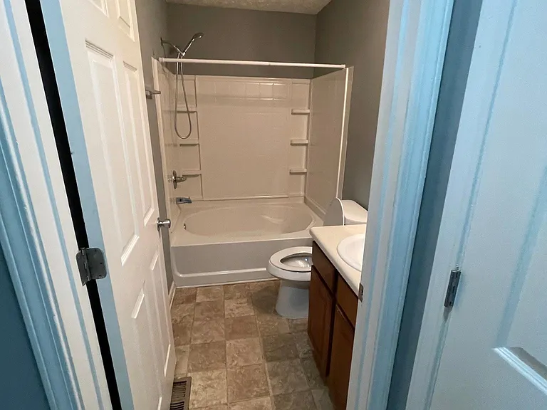 8430 Carlington Ln — Photo 7