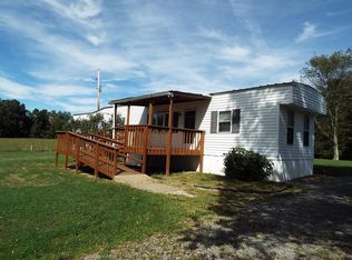 420 Callahan School Rd, Dawson, WV 24910