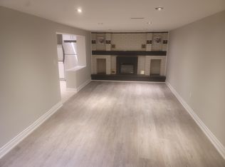 36 Sanatorium Rd, Hamilton, ON L9C 1Y2