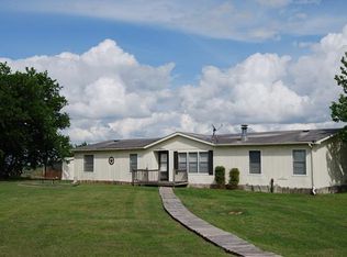 20431 Cameron Rd, Coupland, TX 78615