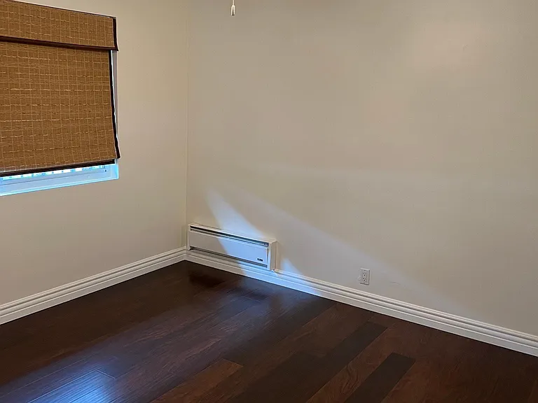 644 Manhattan Beach Blvd #11 — Photo 19