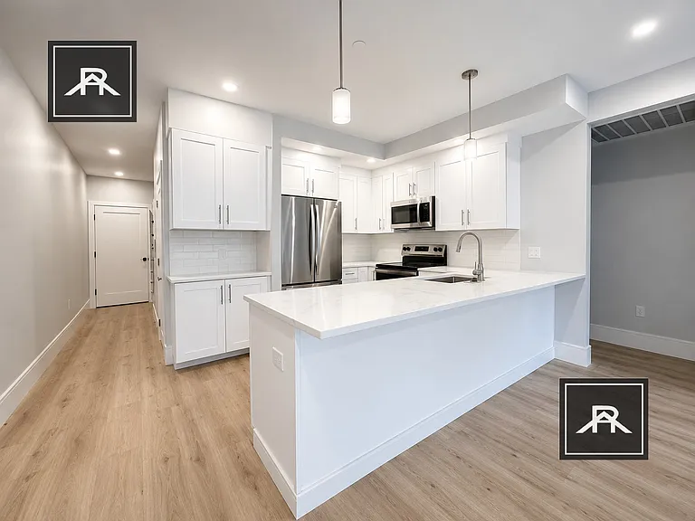 124 Kenrick St #5 — Photo 3