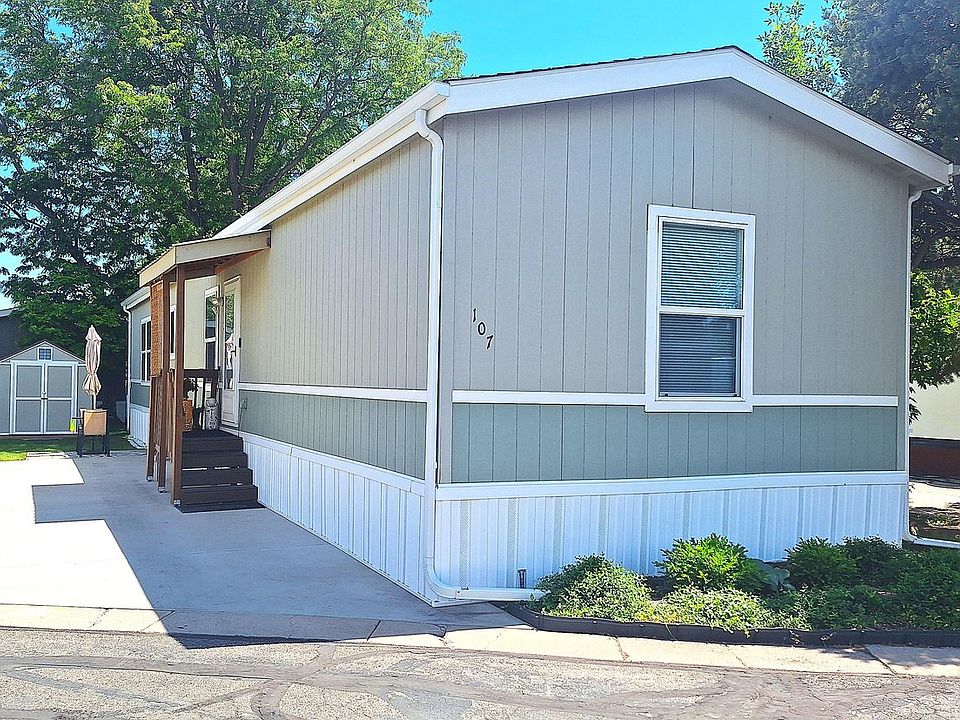 1st image of 1601 N College Ave #107