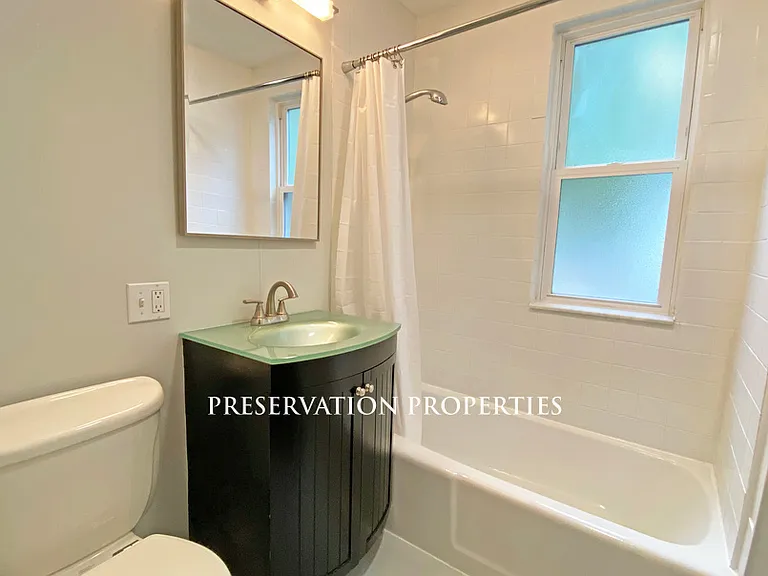 10 Playstead Rd #1 — Photo 4