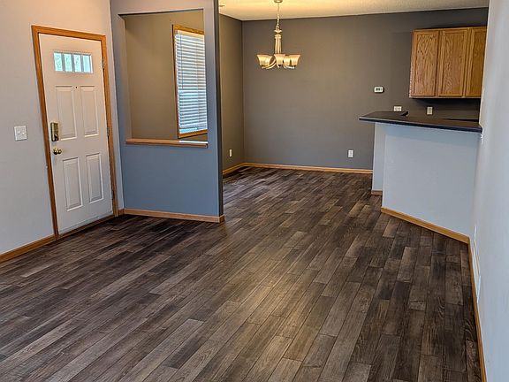 4th image of 535 Tamarack Trl #1104