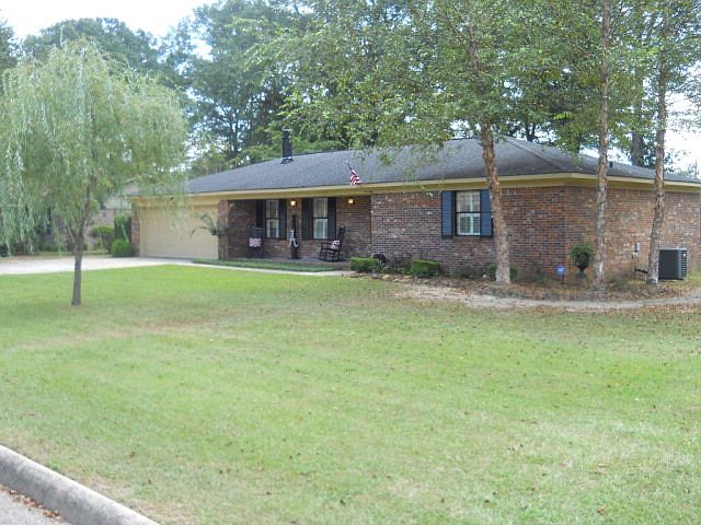 1st image of 308 Briarwood Dr
