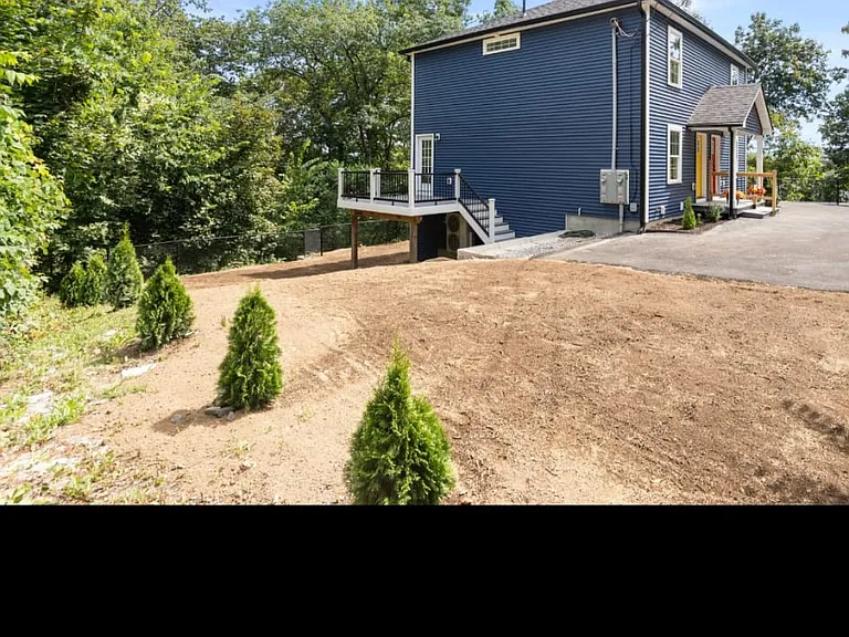 36 Summit St — Photo 4